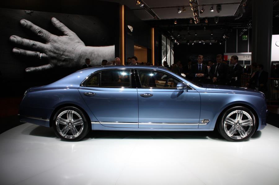  Bentley Mulsanne 2010 года  (фото 110 из 262)